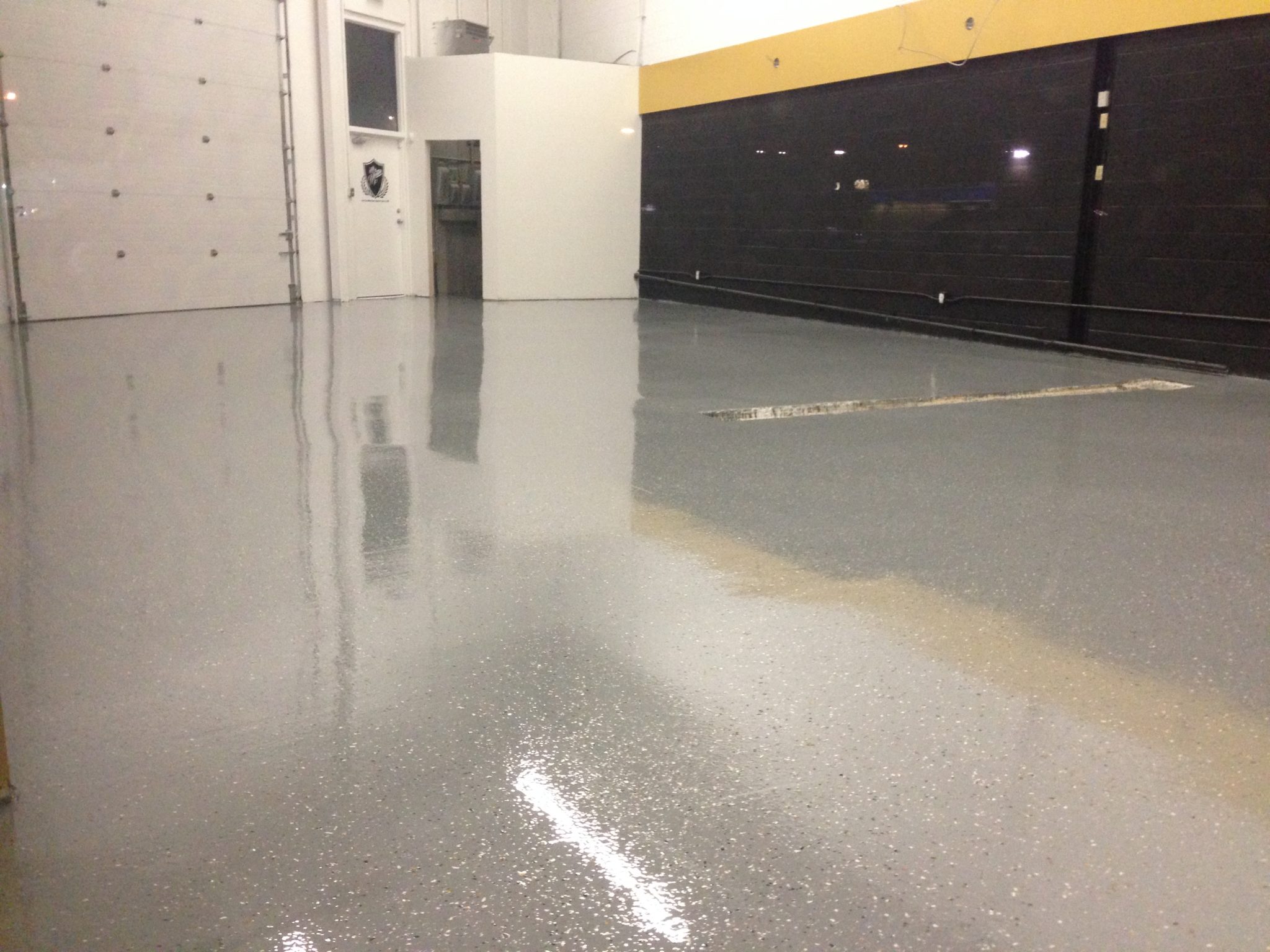 Best Garage Floor Epoxy 100 Solids Clsa Flooring Guide 